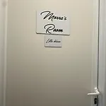 Morra\'S Room